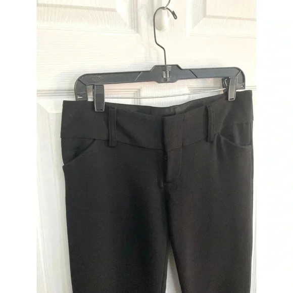 Alice + Olivia I 8 - Picture 3 of 10